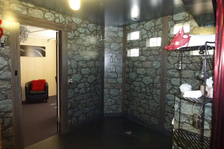 Room 41 of 90