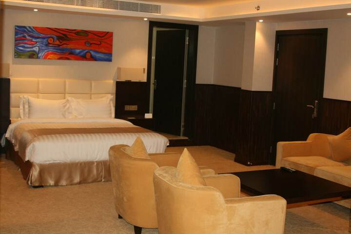 Room 39 of 107