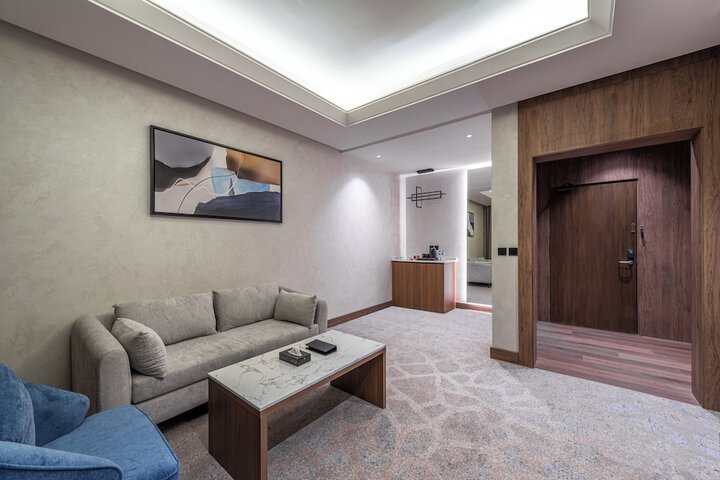 Room 25 of 54