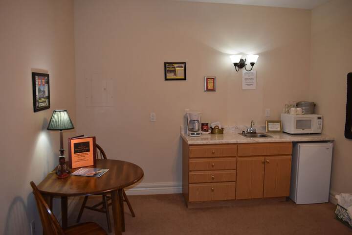 Private kitchenette