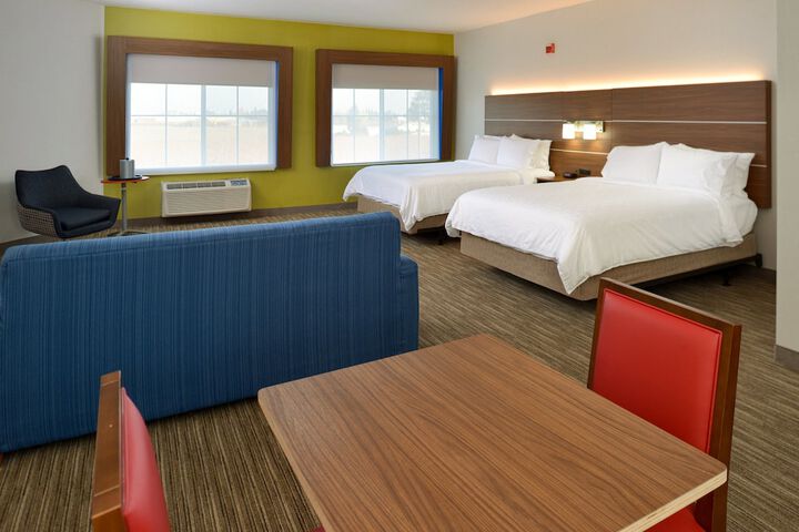 Room 10 of 41