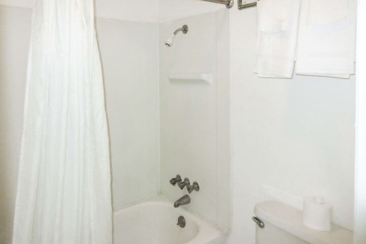 Room 20 of 37