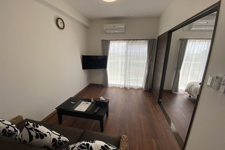Room 15 of 26