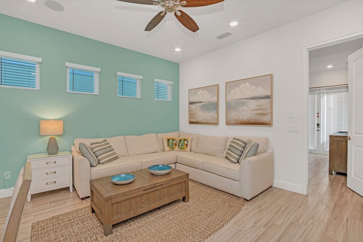 Hotel Interior 22 of 39