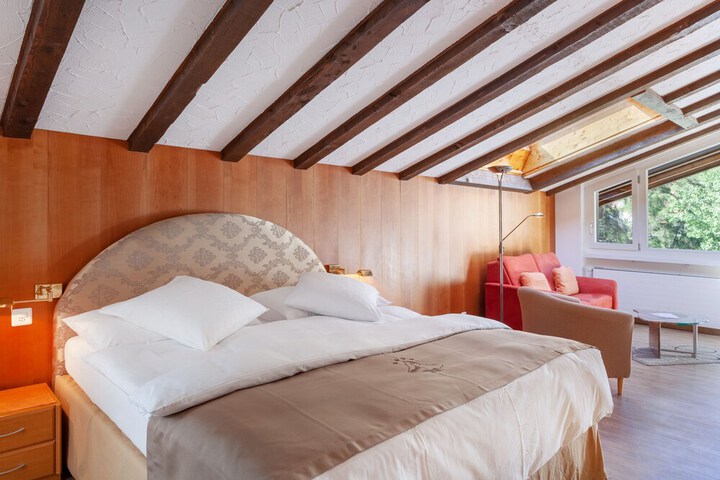 Room 21 of 70