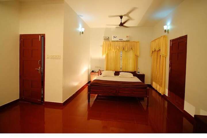 Room 4 of 44