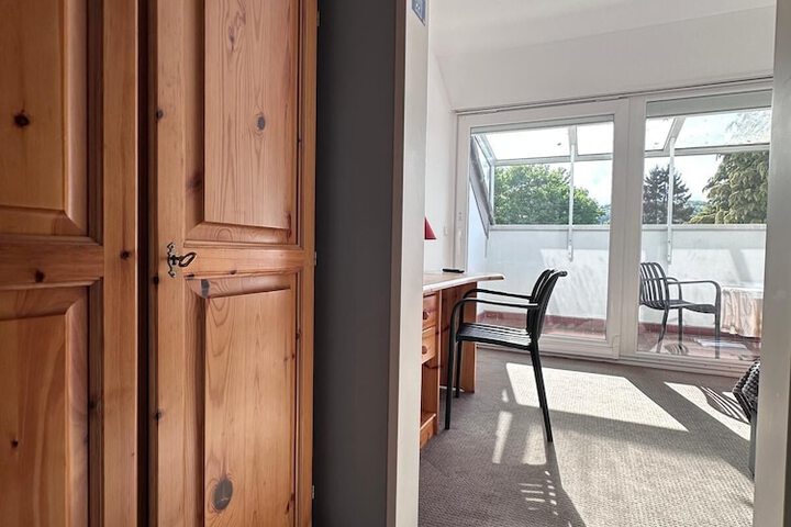 Room 9 of 56