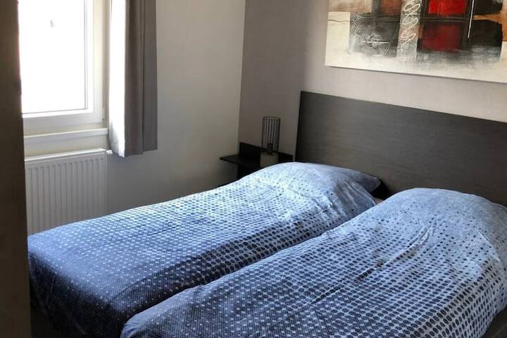 Room 43 of 107