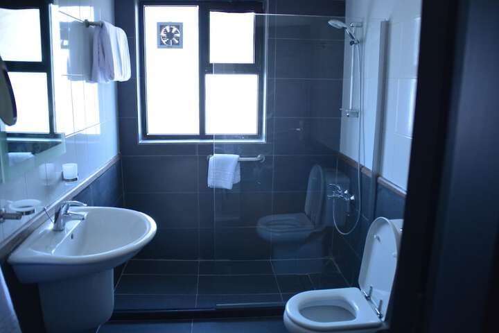Room 44 of 47