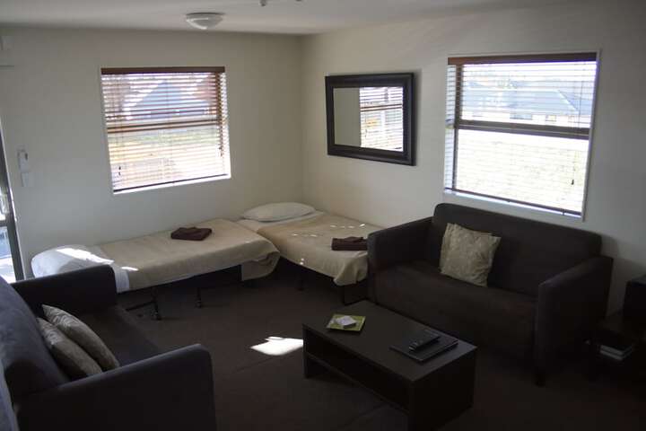 Room 13 of 19