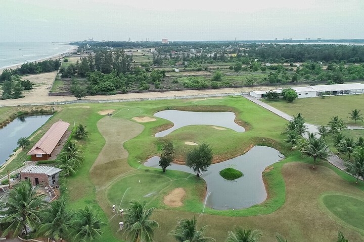 Golf 141 of 143