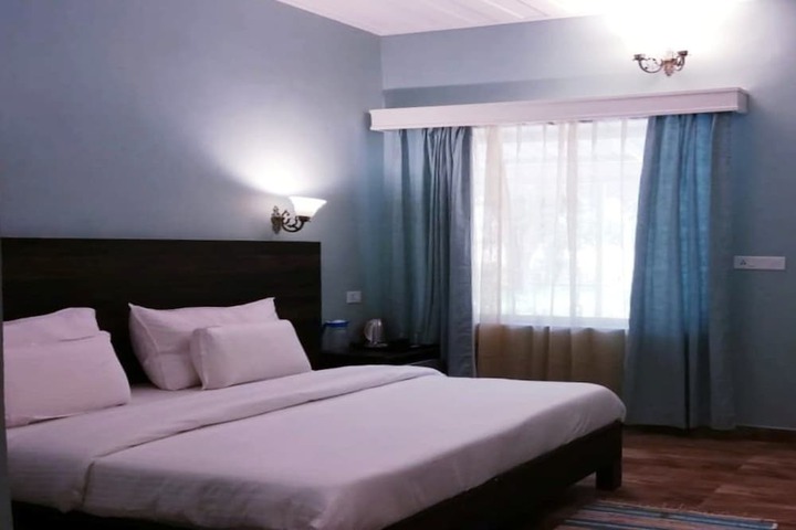 Room 16 of 60