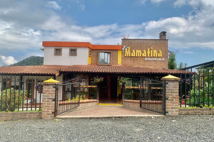 Mamatina Hotel