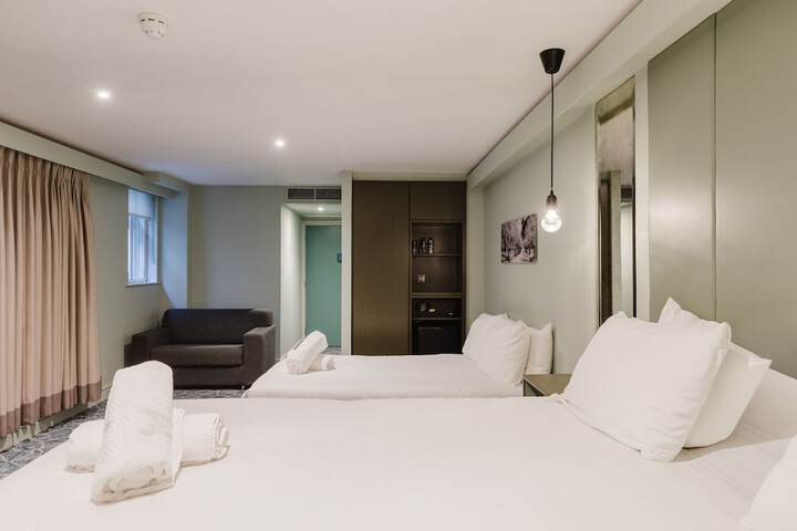 Room 159 of 263