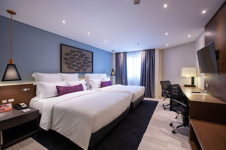 Coro Hotel in Makati