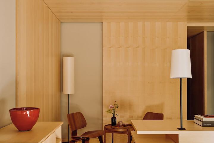 Room 3 of 21