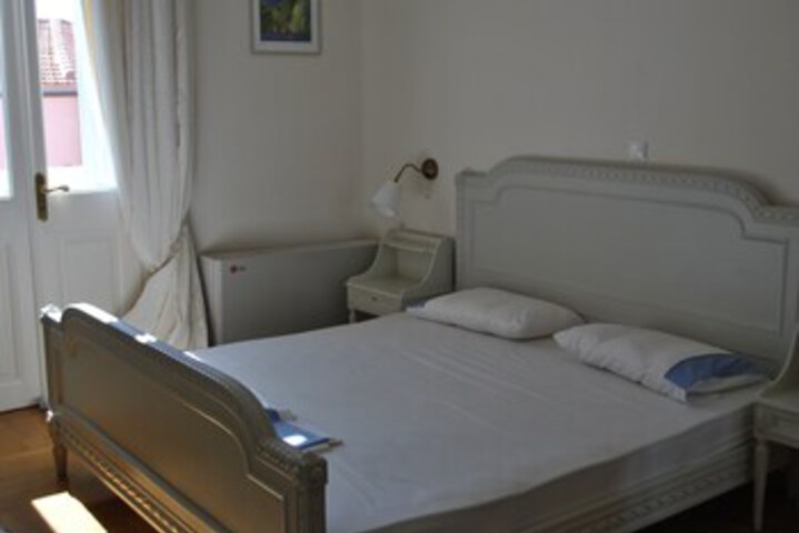Room 15 of 45