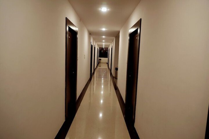 Ballroom/Hall 35 of 37