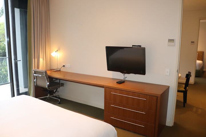 Room 25 of 113