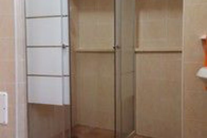 Room 4 of 21