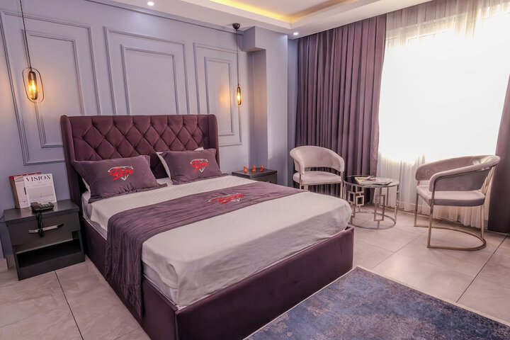 Room 22 of 49