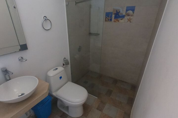 Room 13 of 19