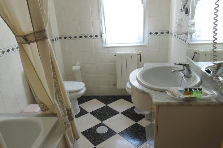 Bath Interior