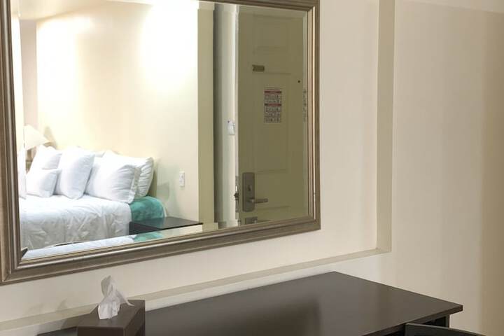 Room 20 of 65