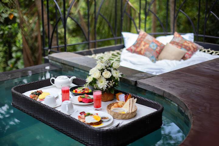 Breakfast/Coffee Service 117 of 135