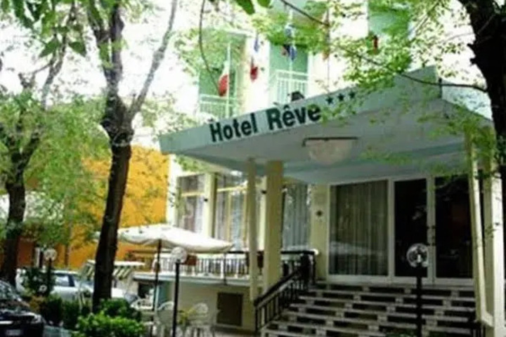 HOTEL REVE