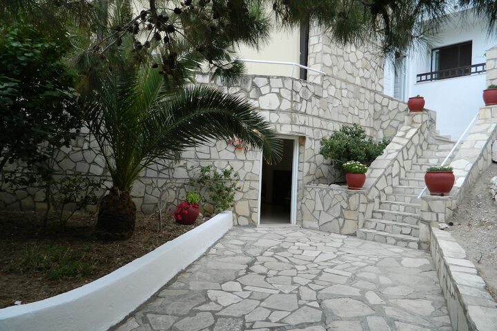 Hotel 70 of 78