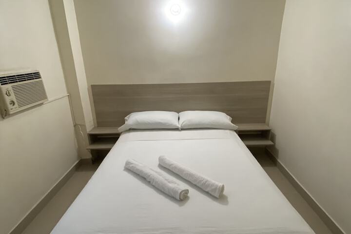 Room 6 of 31