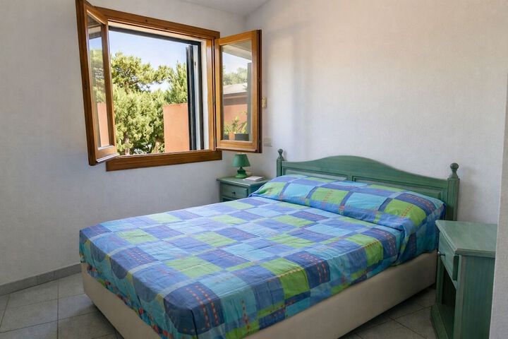 Room 5 of 20