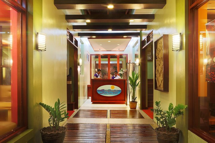 Hotel 2 of 41