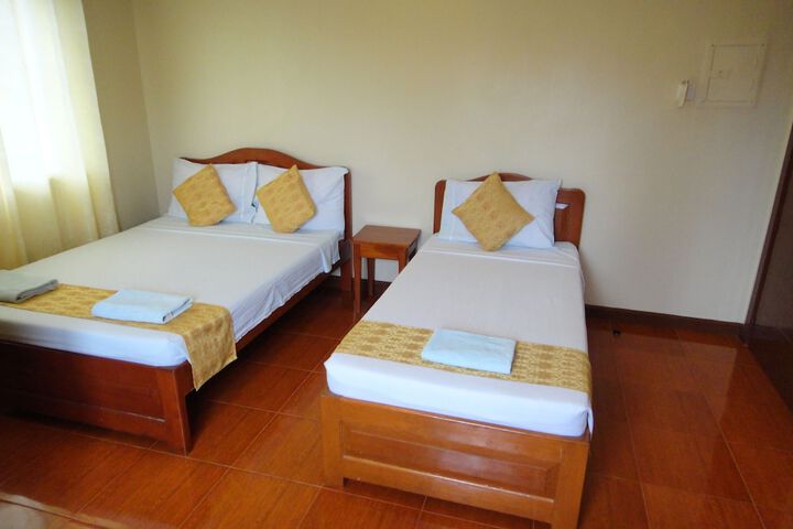 Room 18 of 38
