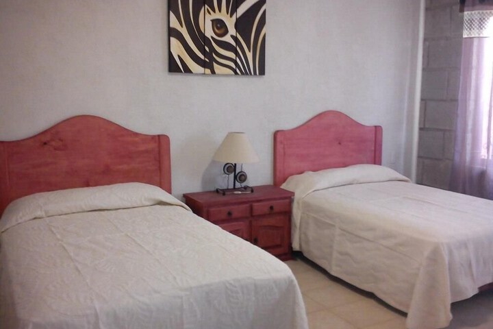 Room 7 of 14