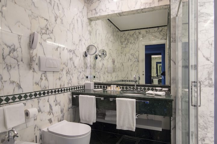 Room 56 of 113