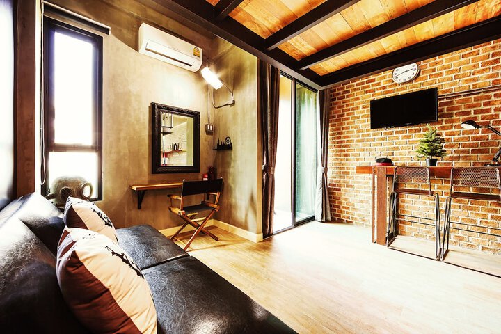 Room 16 of 47