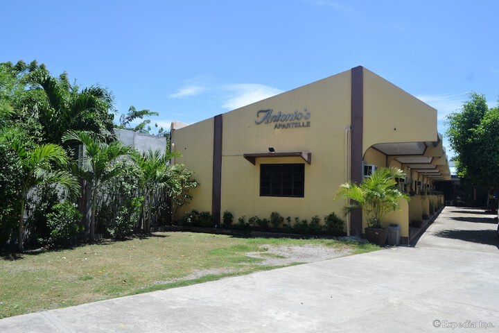 Photo of Antonios Apartelle & Suites