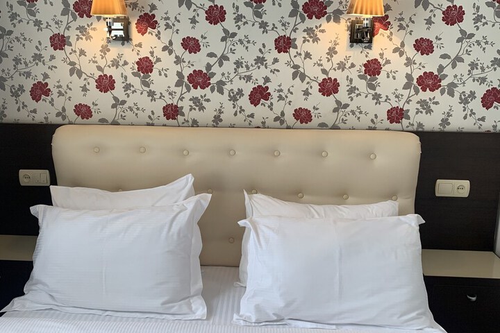 Room 7 of 70