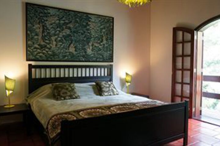 Room 18 of 38