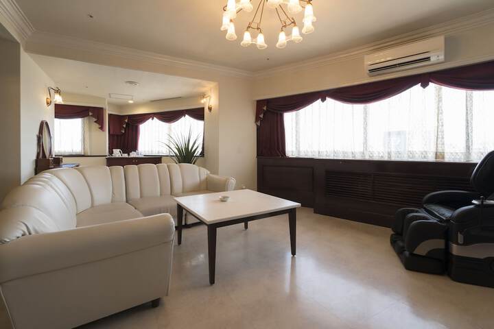 Room 18 of 63
