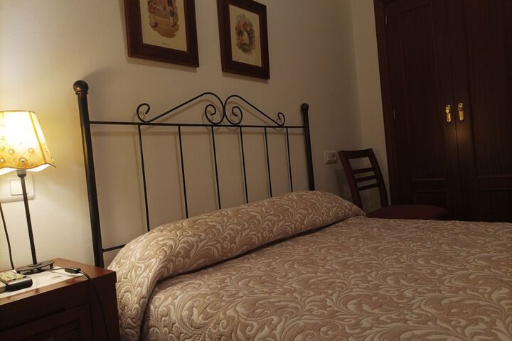 Room 12 of 41