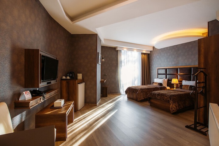 Room 22 of 64