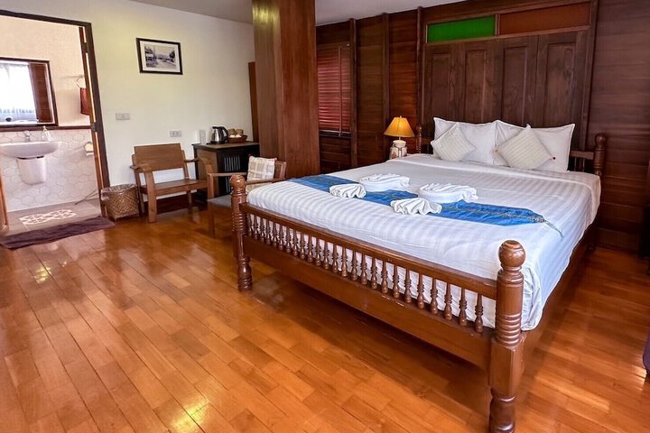 Room 49 of 84