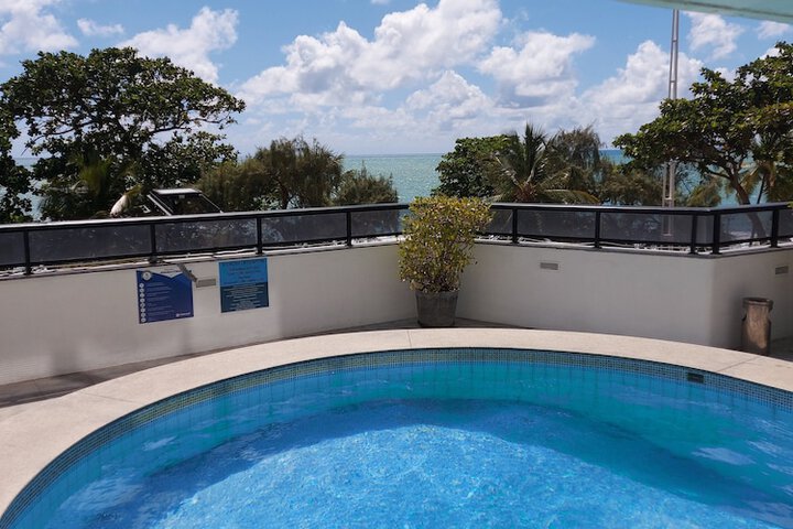 Pool Hotel