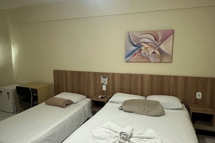 Room 32 of 90