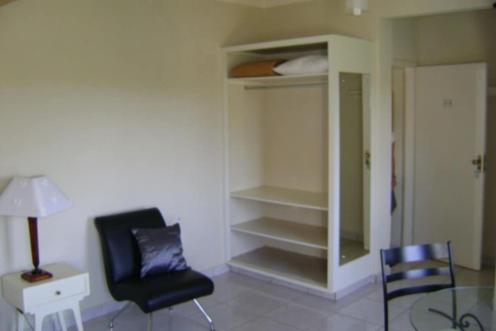 Room 8 of 53