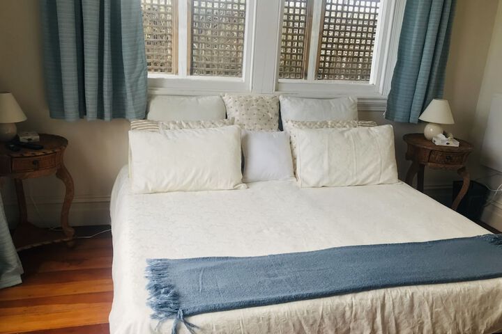 Room 7 of 51