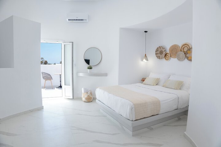 Room 6 of 70